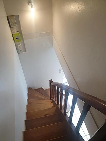 Maison de ville avec 3 chambres rénové + 2 granges – Opportunité à saisir à Aigre 16140