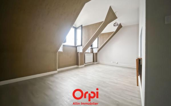 Appartement à vendre    1 pièce • 21,87 m2 Montluçon