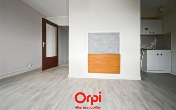 Appartement à vendre    1 pièce • 21,87 m2 Montluçon