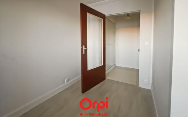 Appartement à vendre    1 pièce • 21,87 m2 Montluçon