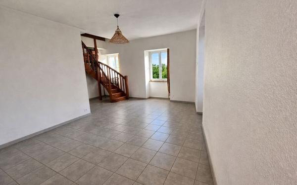 Appartement à vendre    3 pièces •  Voiron