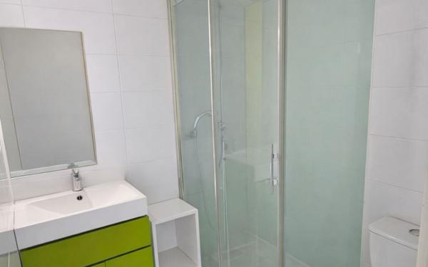 Appartement à vendre    3 pièces •  Voiron