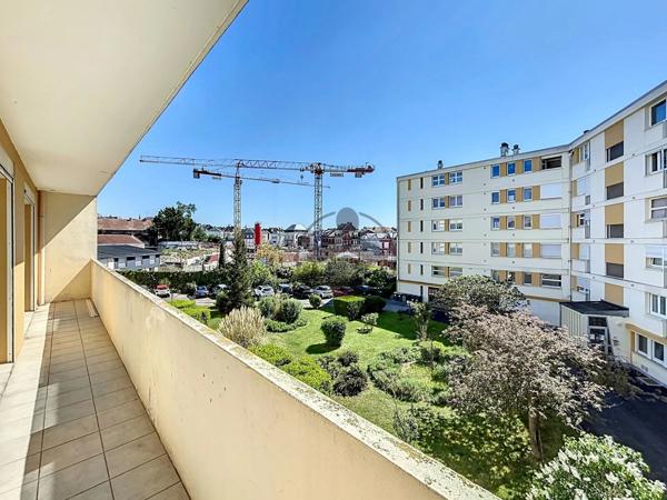 Location Appartement 4 pièces 66 m2 à Saint-Quentin