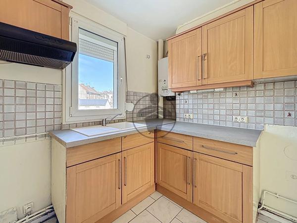 Location Appartement 4 pièces 66 m2 à Saint-Quentin