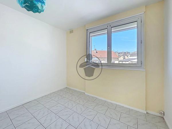 Location Appartement 4 pièces 66 m2 à Saint-Quentin