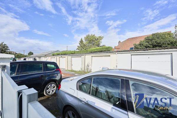 Maison 1930 avec garage et 2 places de parking privée