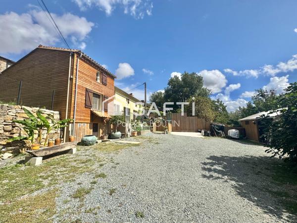 MAISON DE VILLAGE 3 CHAMBRES BUREAU GARAGE ACCES RIVIERE !