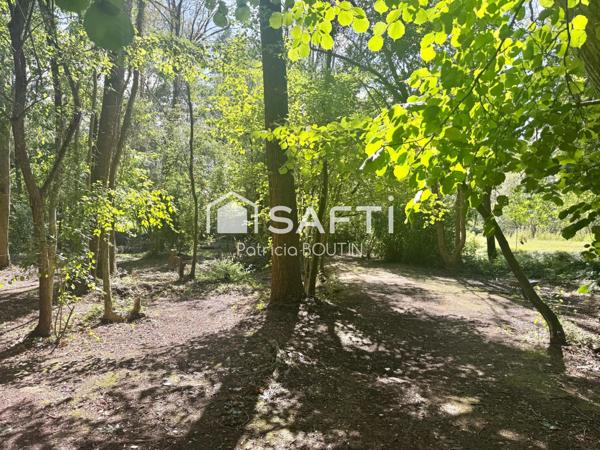 MAISON DE VILLAGE 3 CHAMBRES BUREAU GARAGE ACCES RIVIERE !