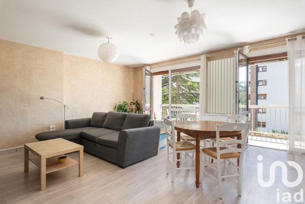 Appartement 4 pièces de 93 m² à Grenoble (38100)