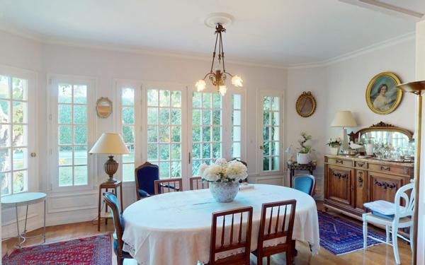 Maison à vendre    9 pièces • 202 m2 Le Creusot