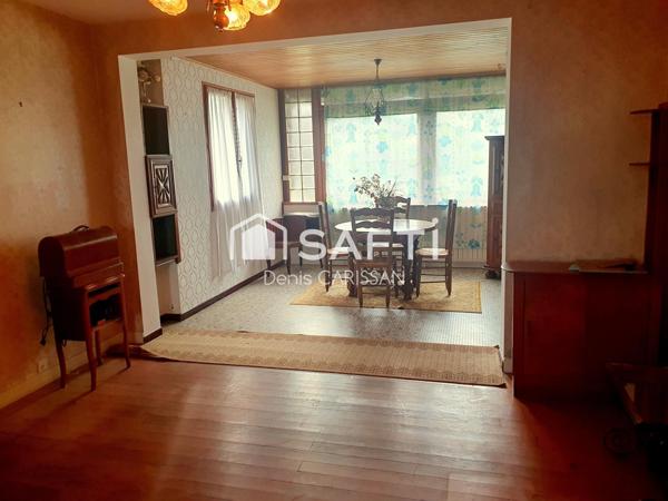 Maison 6 pièces + garage et dépendances