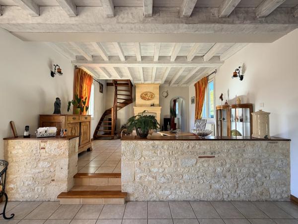 Maison moderne avec piscine au cœur de la région du Lot