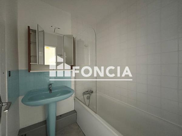 Location Studio 27.59 m² - BAT.B LE DHUIS Orleans 45100