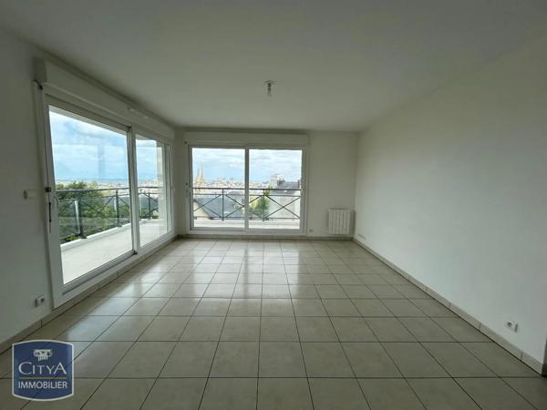 Appartement à louer 3 pièces 71.79m² Cherbourg-en-Cotentin (50100)