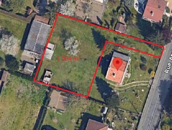 A vendre sur SAINT-PRIEST MANISSIEUX (69 800) - Terrain plat constructible de 1 004 m²