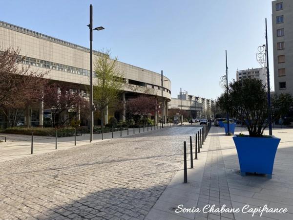 A vendre sur SAINT-PRIEST MANISSIEUX (69 800) - Terrain plat constructible de 1 004 m²