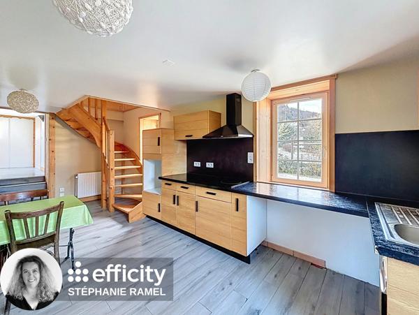 Maison 6 pièces - 110 m² Exclusivité efficity