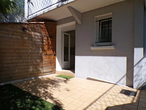 APPARTEMENT T3 AVEC TERRASSE