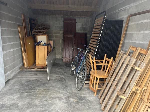 Parking à vendre 25 000 € Rochefort 16 m² DPE