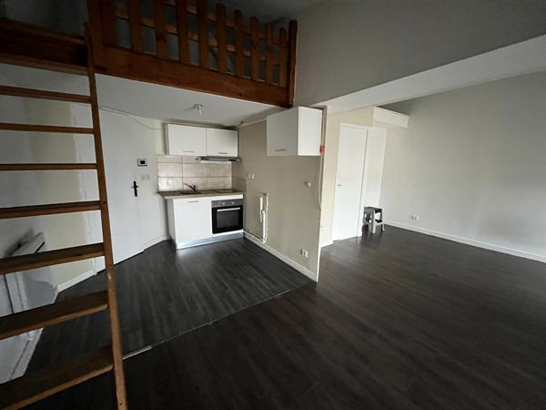 Appartement Thiers 1 pièce(s) 23 m2 - 28 Rue de Clermont