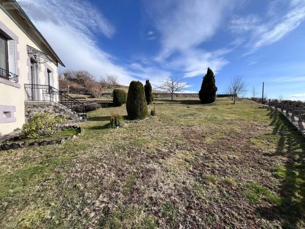 Maison individuelle à vendre à Le Monteil dans le Cantal (15240), ref : 80T-15029