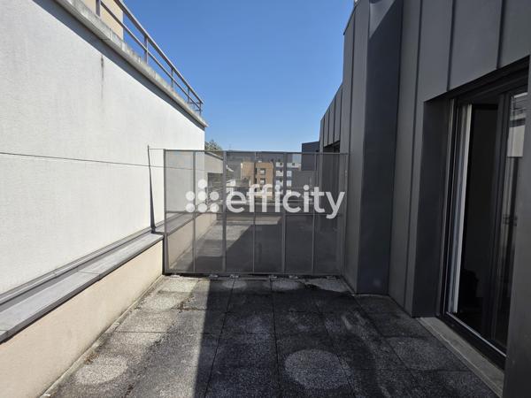 Appartement
         1 pièce
        - 27 m² 216 000 € *