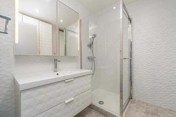 Appartement 3 pièces - 121 m² Bien prestige