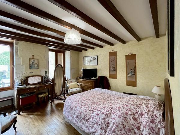Maison de 3 chambres dans le centre d'une ville commercial