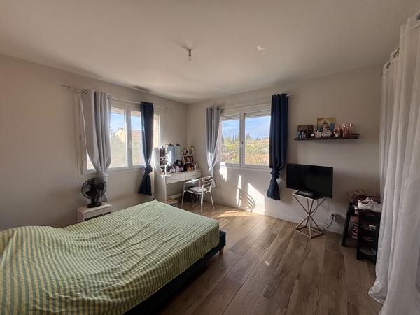 Maison avec piscine, garage et T2 attenant entre Narbonne et Carcassonne