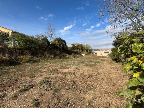 Maison avec piscine, garage et T2 attenant entre Narbonne et Carcassonne
