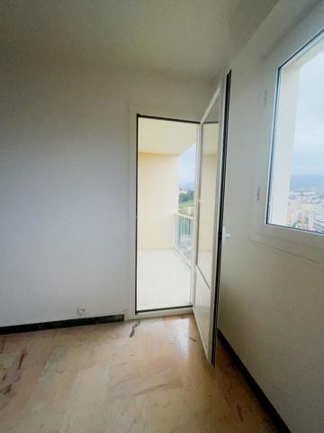 Appartement 4 pièces Menton Les Bruyères