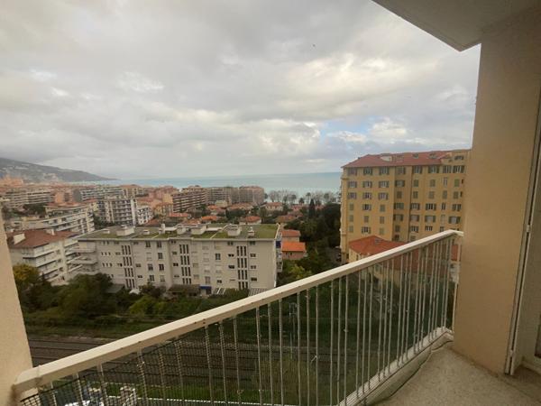 Appartement 4 pièces Menton Les Bruyères