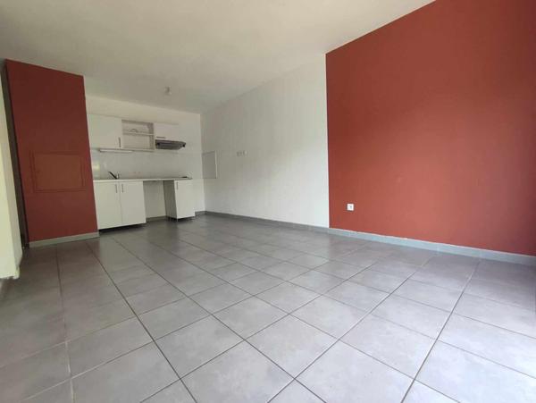 T3 rez-de-jardin - AMBARES