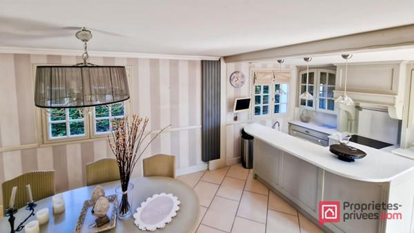 À vendre Maison atypique pleine de charme, ancienne gare rénovée