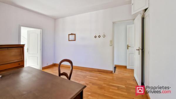À vendre Maison atypique pleine de charme, ancienne gare rénovée
