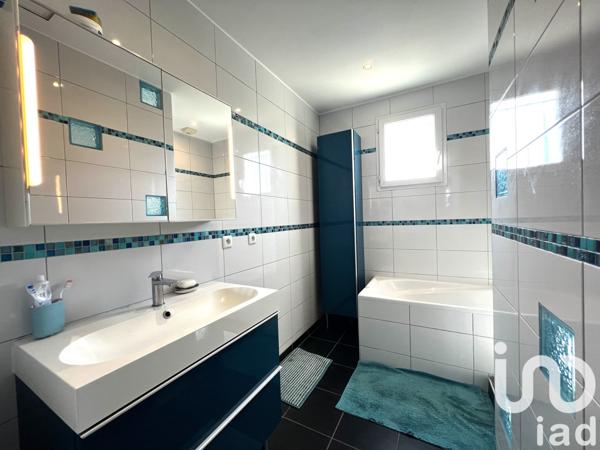 Maison à vendre 7 pièces 125 m² Saint-Germain-lès-Arpajon