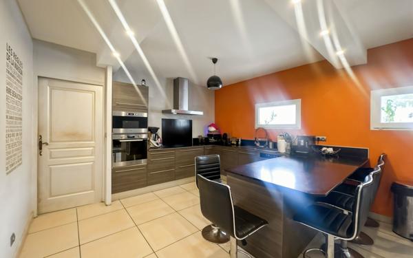 Maison à vendre    5 pièces • 113,26 m2 Martigues