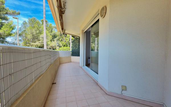 Appartement à vendre    2 pièces •  Le Cannet