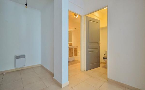 Appartement à vendre    2 pièces •  Le Cannet