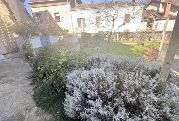 Maison à vendre |  Châlus |  3 pièces | 60 m²