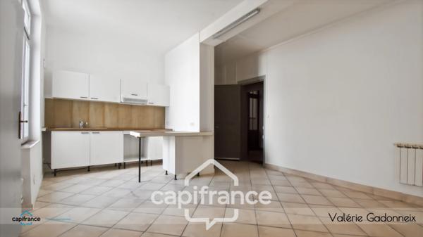 Appartement T2 rénové 200M de la place Colbert