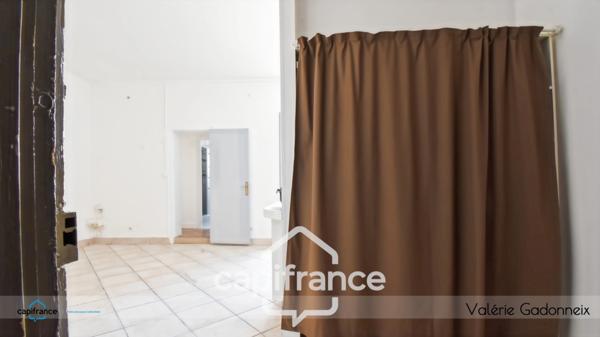 Appartement T2 rénové 200M de la place Colbert