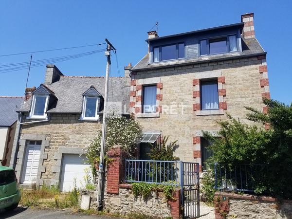 Achat maison près de PLOUMAGOAR - 5 pièce(s) - 134 m² - 168 000 €