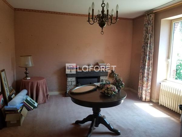 Achat maison près de PLOUMAGOAR - 5 pièce(s) - 134 m² - 168 000 €