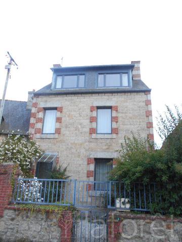 Achat maison près de PLOUMAGOAR - 5 pièce(s) - 134 m² - 168 000 €