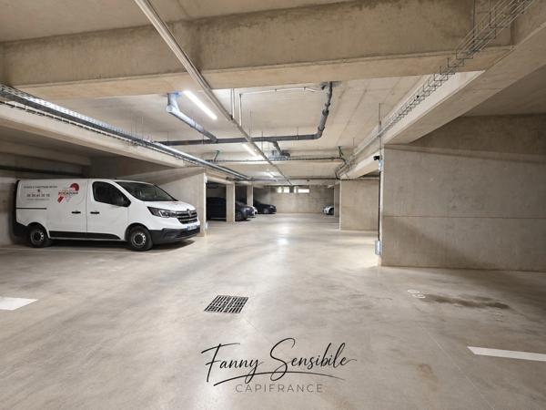 Maison en duplex – Résidence 2024 sécurisée, à pied du centre-ville