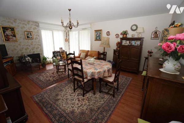 AMIENS, Boulevard de Bapaume, T4 avec terrasse, box et cave