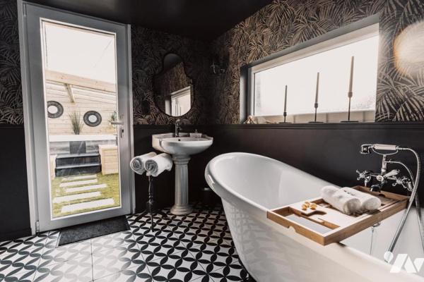 Maison entièrement aménagée en Love Room