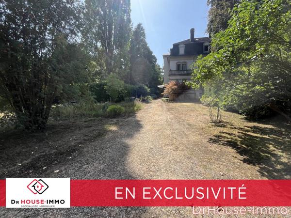 Maison à vendre 10 pièces de 244 m²