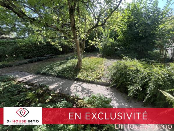 Maison à vendre 10 pièces de 244 m²